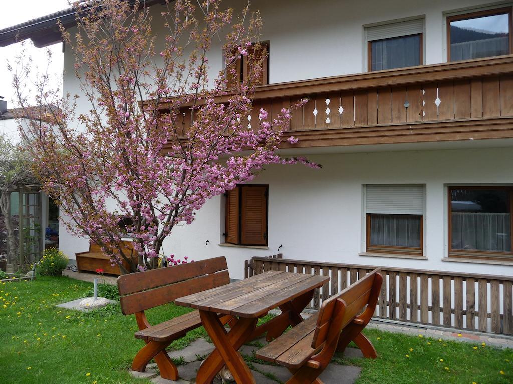 Apartments Ferdigg San Lorenzo di Sebato Bilik gambar